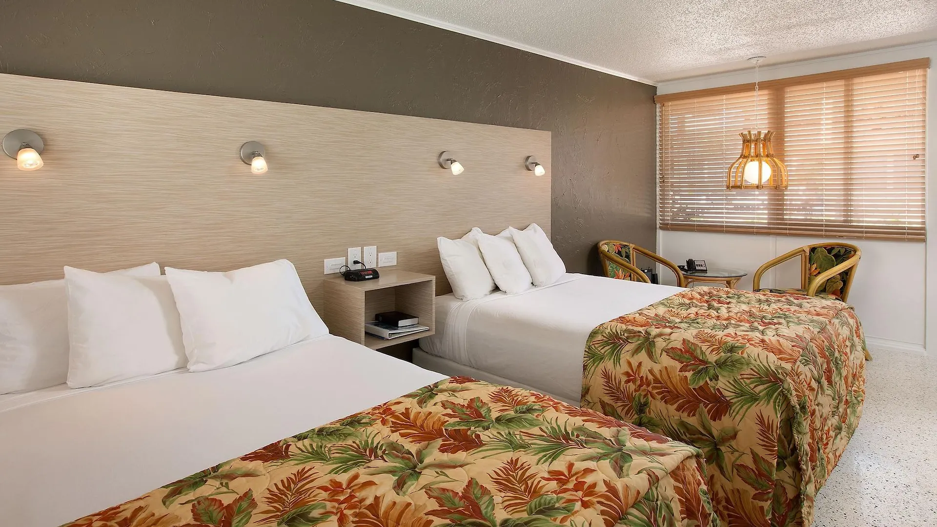 Outrigger 3*