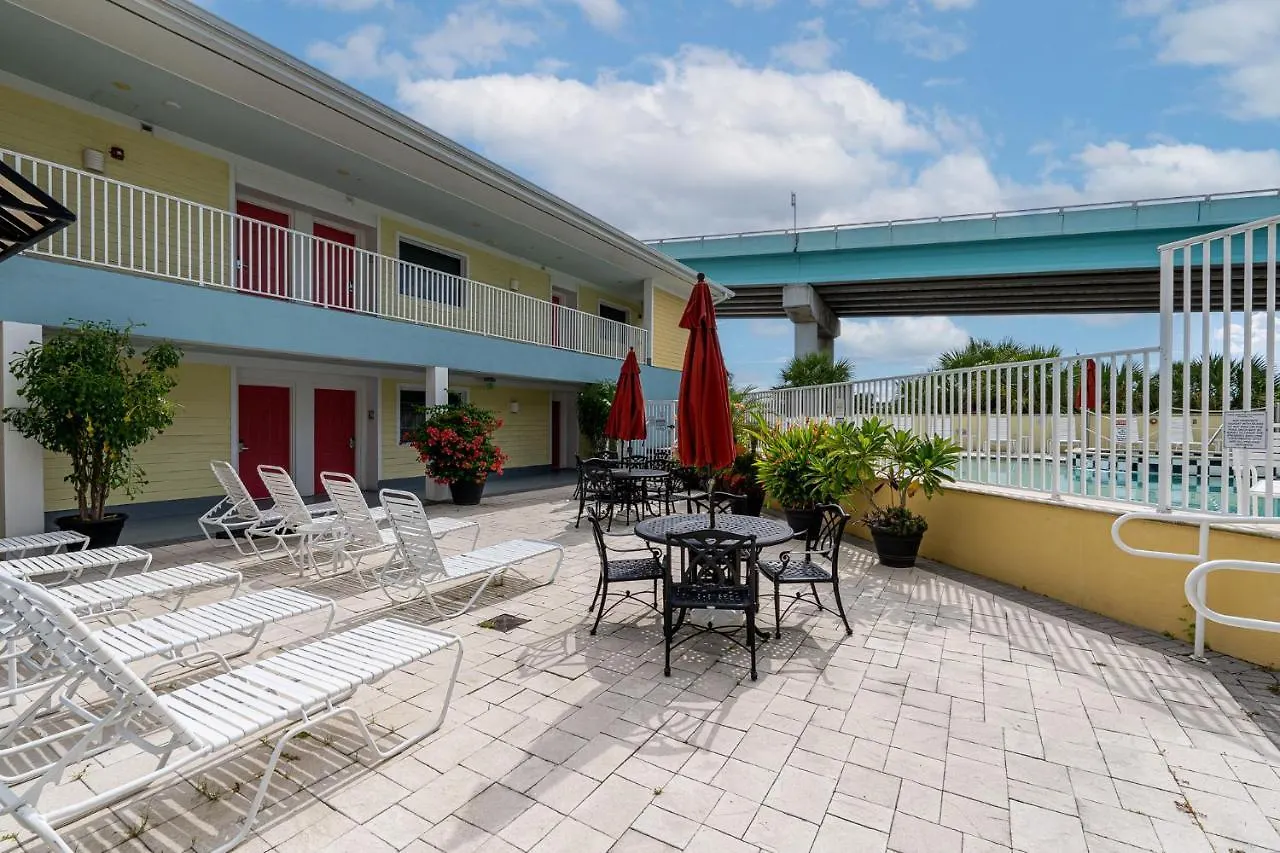 Harbour House At The 210 Apartment Fort Myers Beach