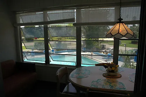 Hotel Dolphin 2*