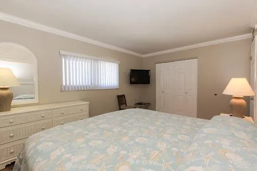 Gulfview Manor 4*