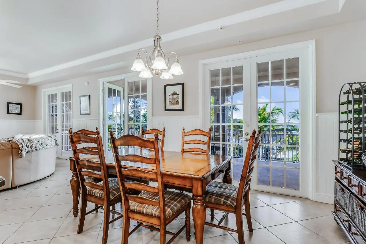 דירה Whitecap Beachfront Splendor פורט מיירס ביץ'
