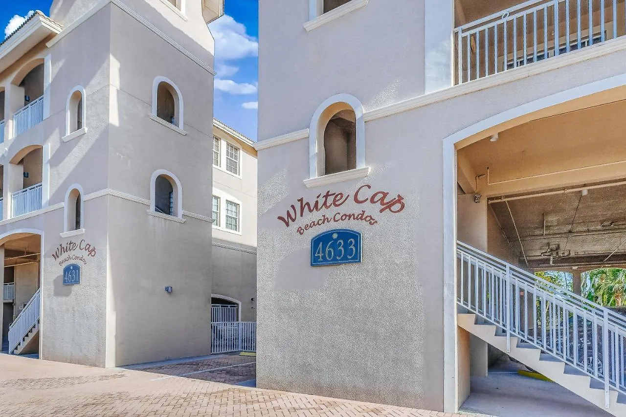 Whitecap Beachfront Splendor דירה פורט מיירס ביץ'
