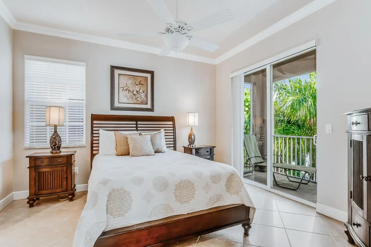 דירה Whitecap Beachfront Splendor *