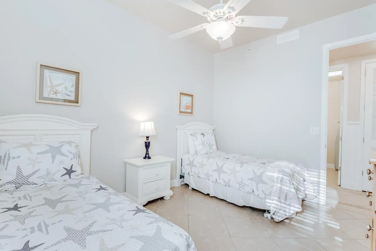 דירה Whitecap Beachfront Splendor *