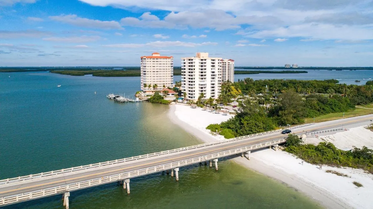Lovers Key Club By Sandy's Beachfront *
