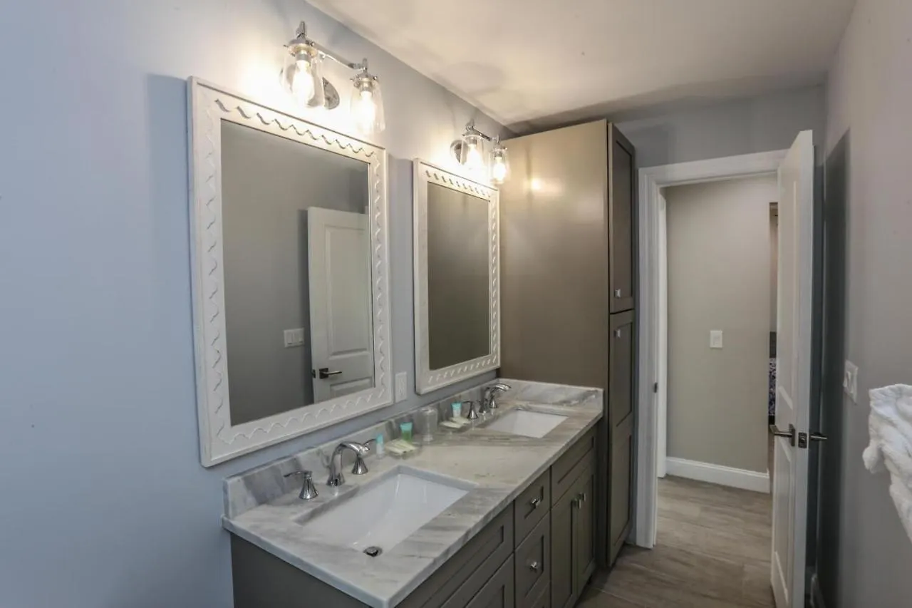21531 Widgeon A And B