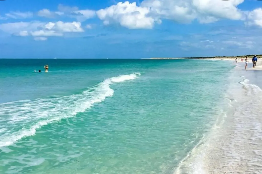 Casa de Férias Luxury Beach Condo Located On The Bay In A Tropical Oasis!!! *