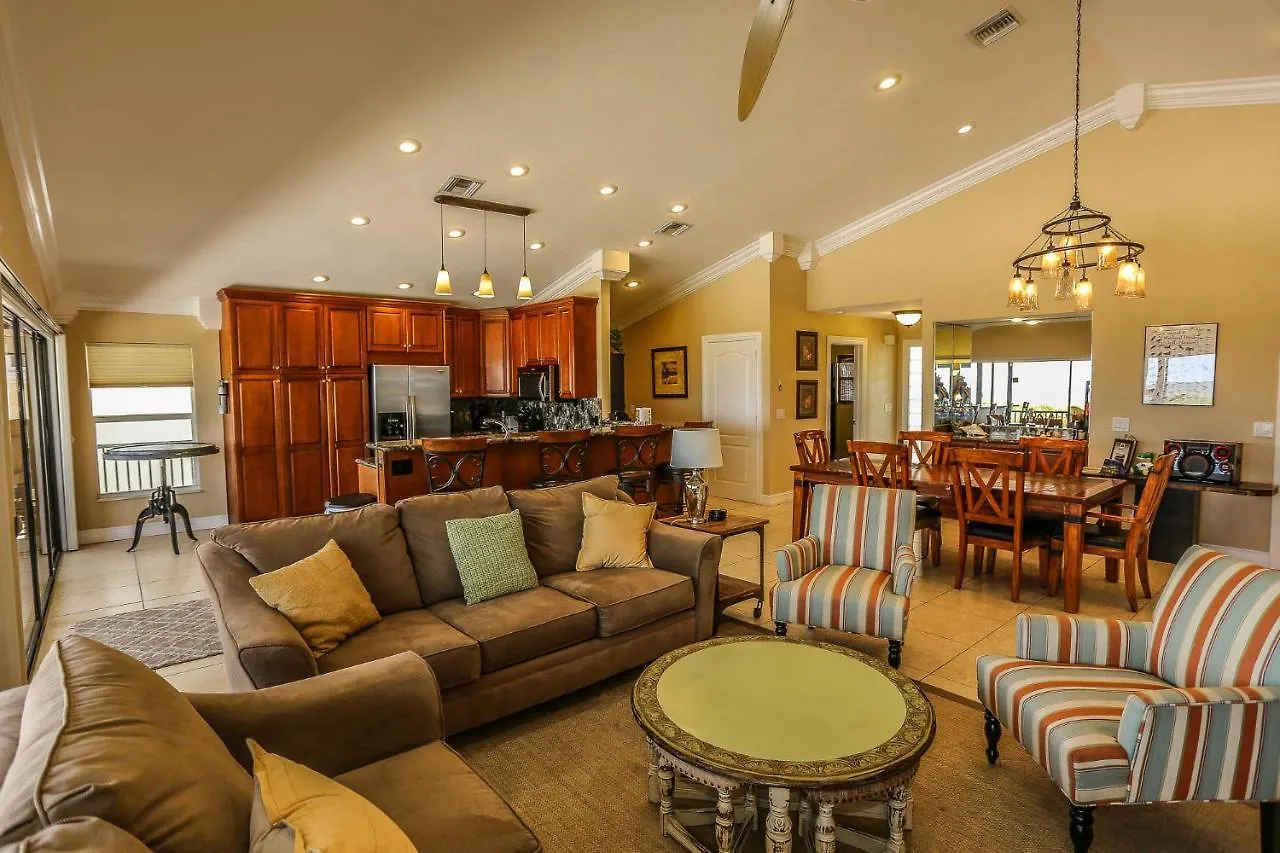 8170 Estero * Fort Myers Beach