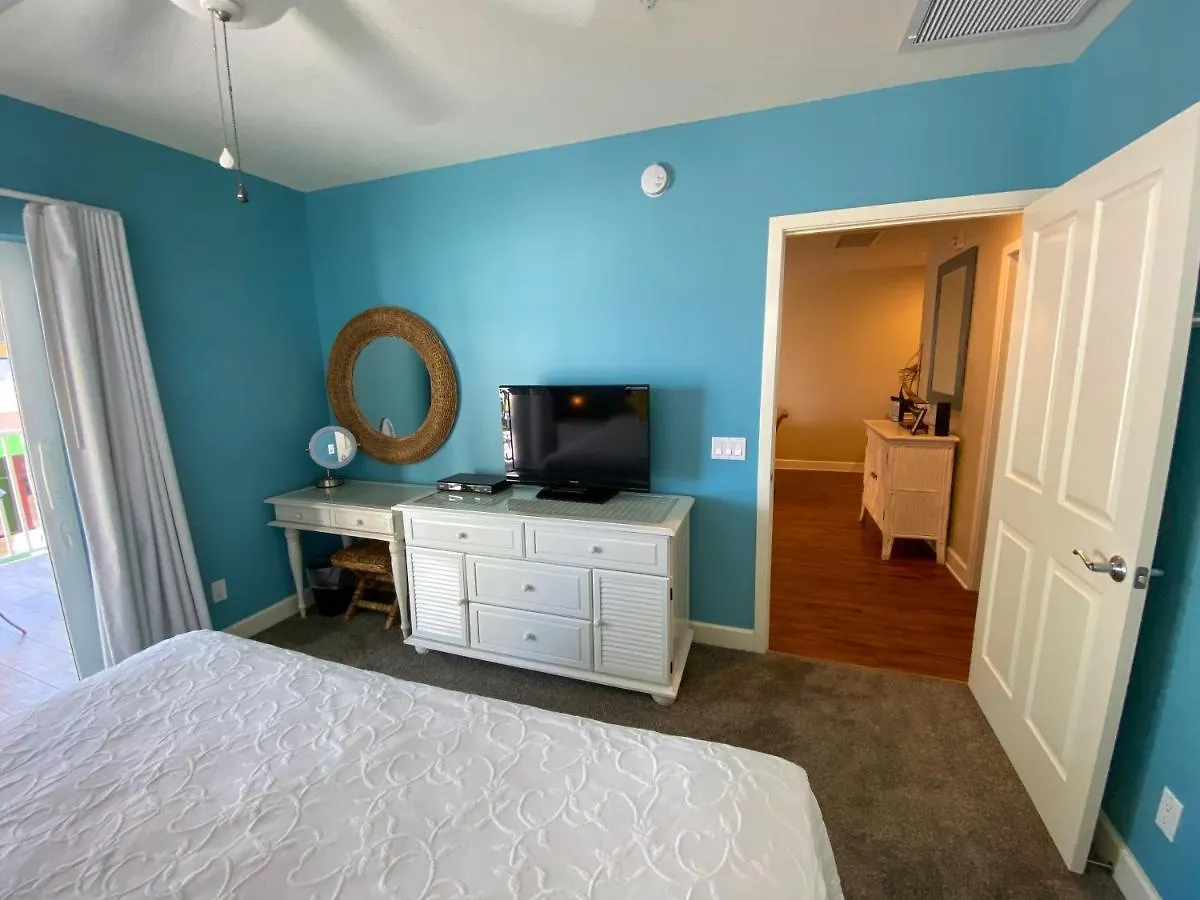 Harbour House At The 3*