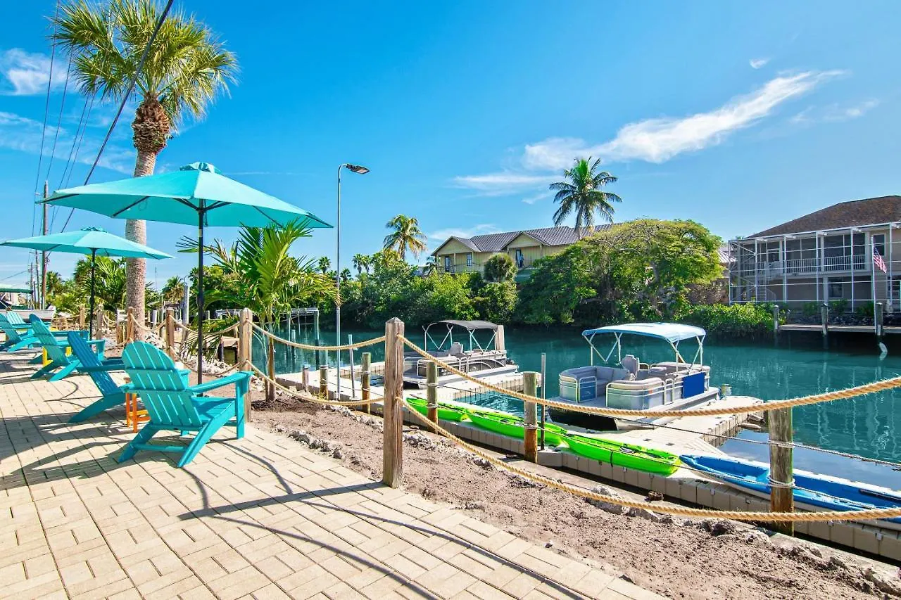 Latitude 26 Waterfront And Marina פורט מיירס ביץ'