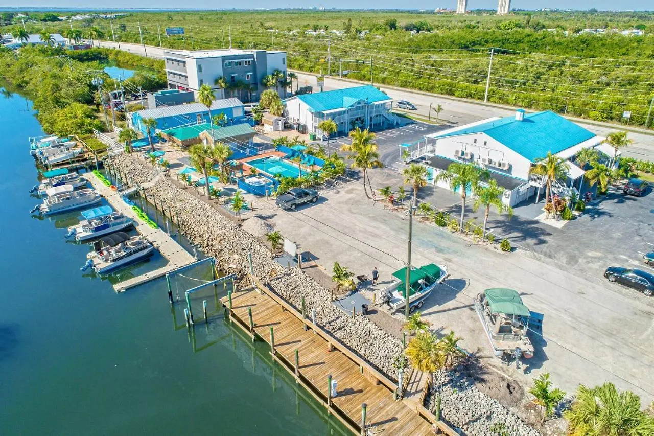 Latitude 26 Waterfront And Marina מוטל 3*