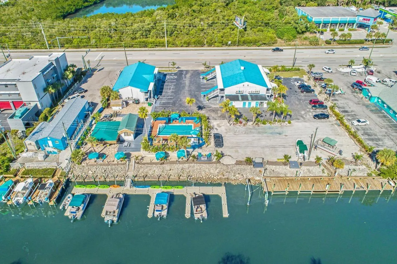 Latitude 26 Waterfront And Marina מוטל 3*
