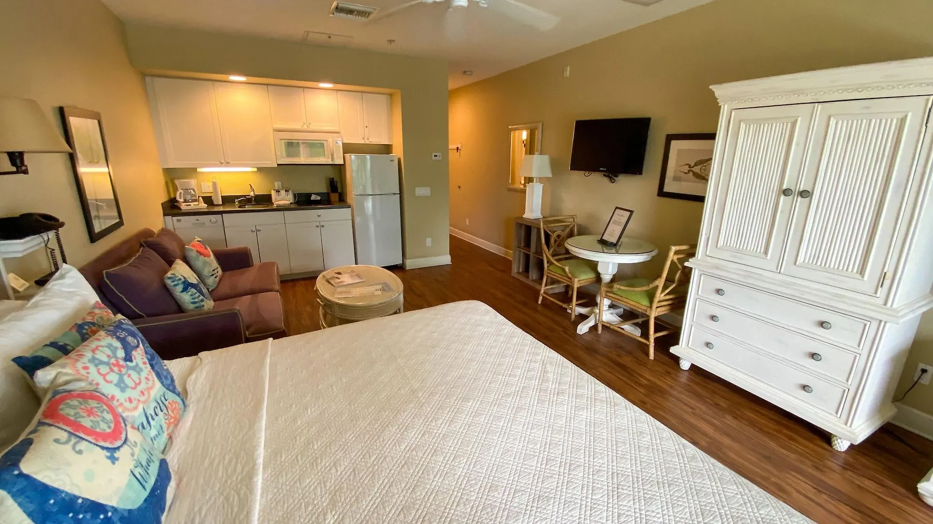 Harbour House At The Zajazd Fort Myers Beach