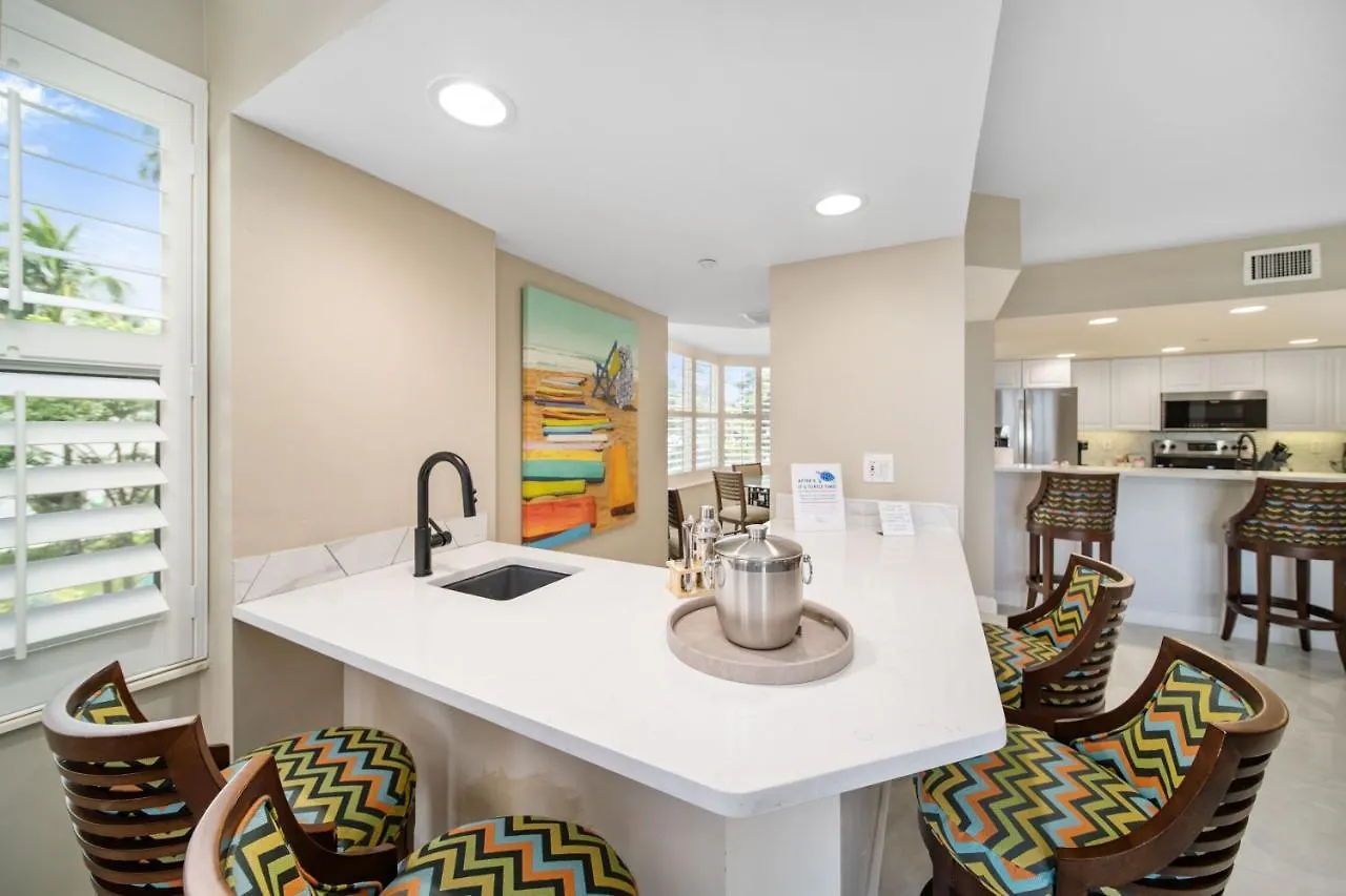 Gullwing Front Apartment *