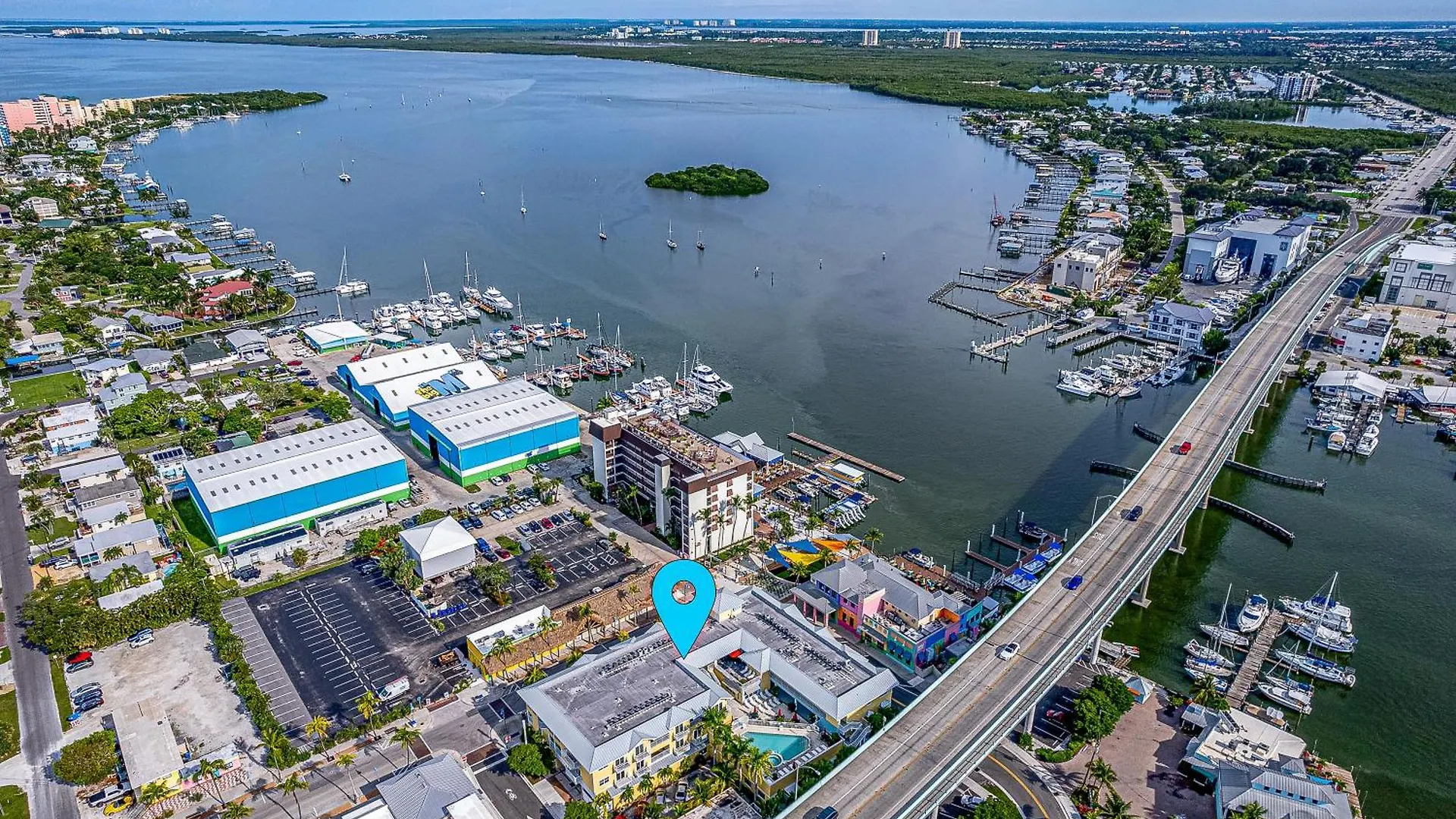Harbour House At The 307 *