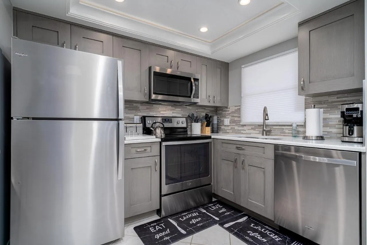 Estero Cove 132 - Beautifully Updated!!