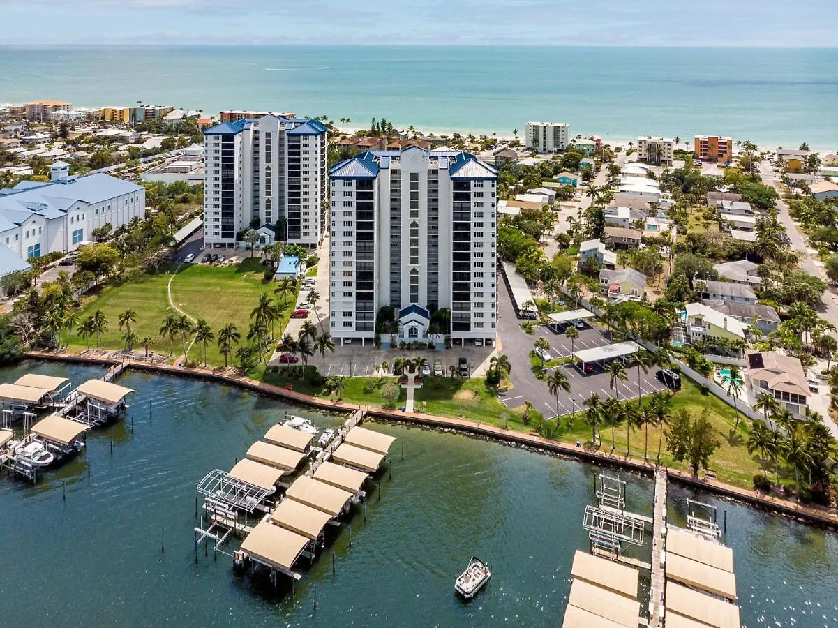 Immaculate Gated Community - Just Across The Street From The Beach! *