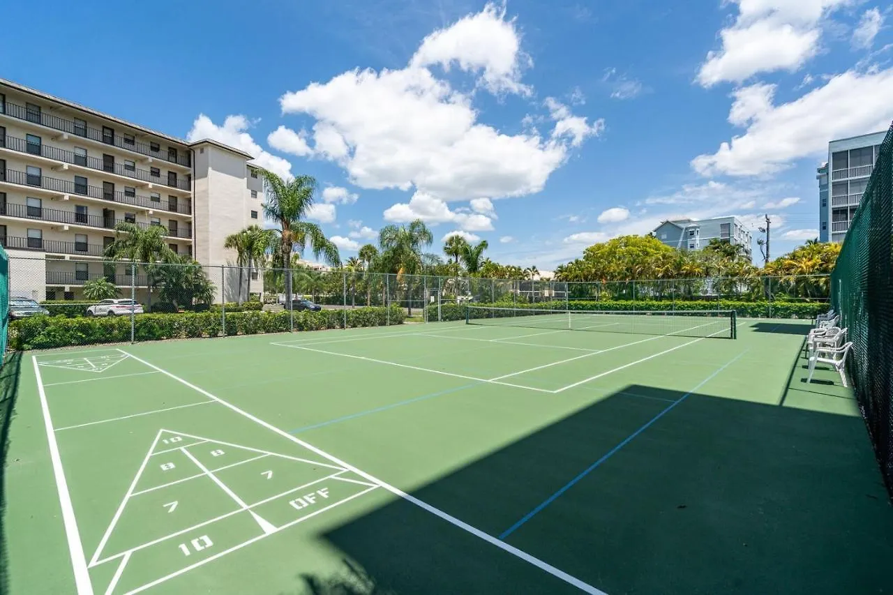 Estero Cove 523 - Beautifully Updated!! Fort Myers Beach