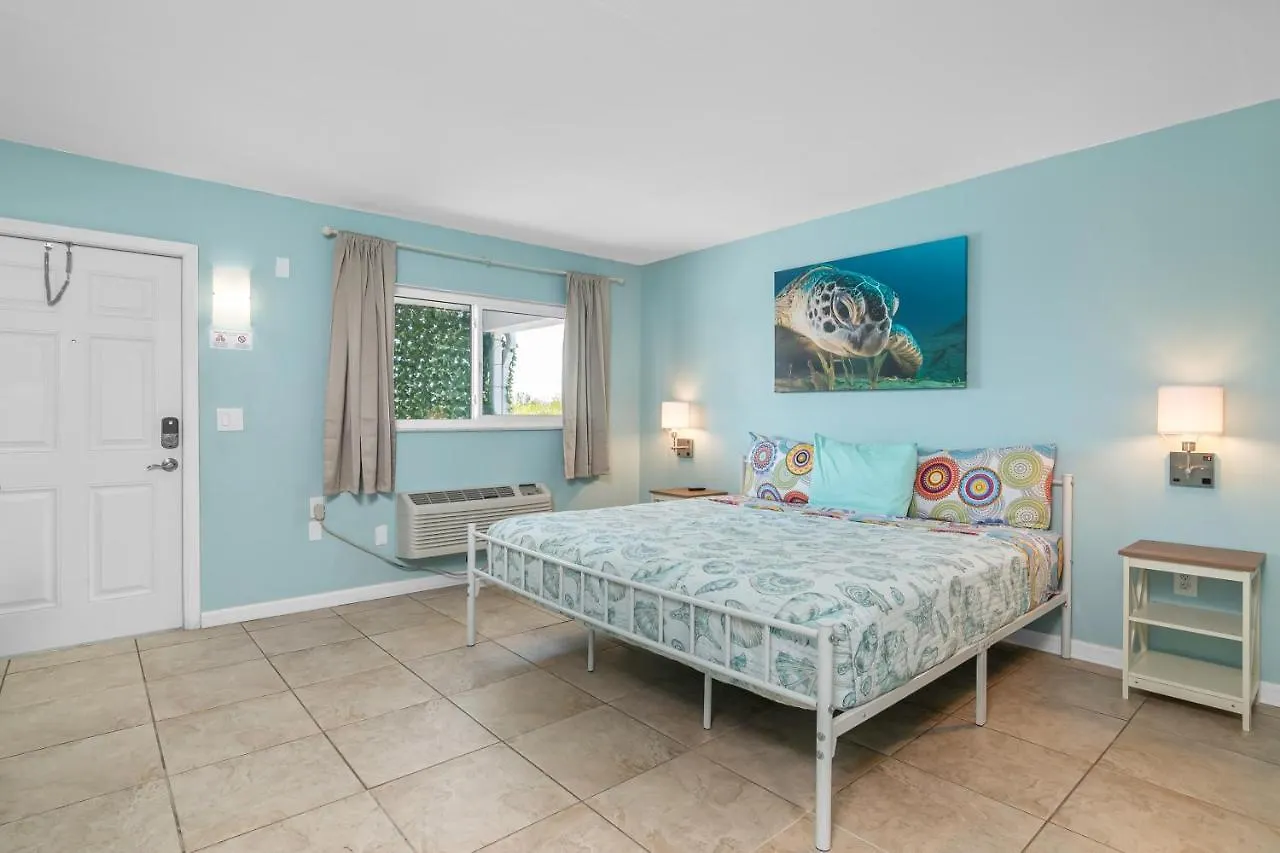 Latitude 26 Waterfront And Marina מוטל