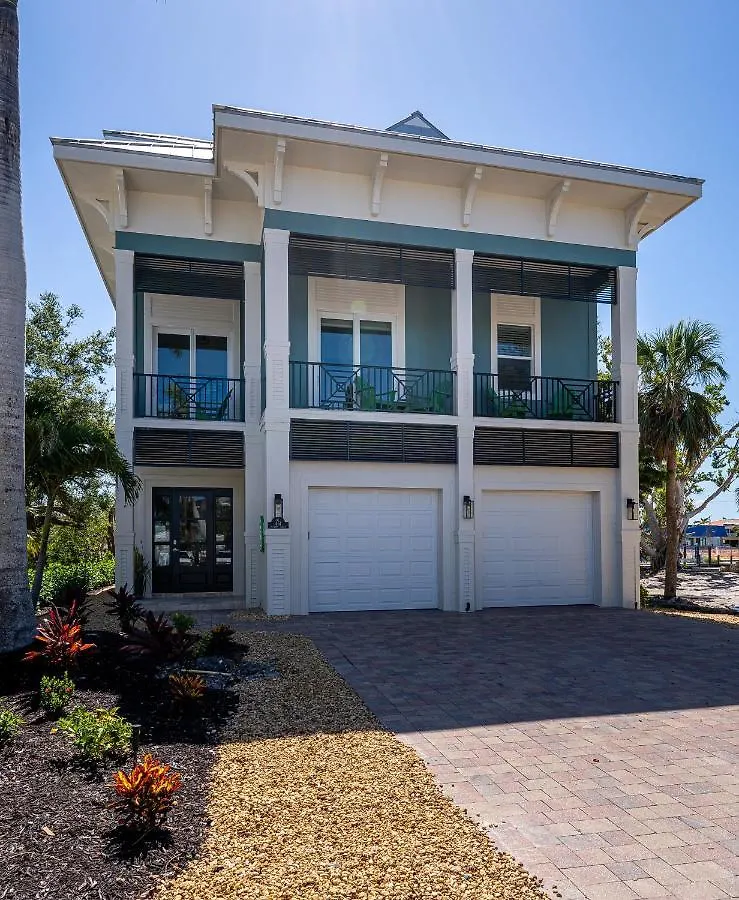 度假居 Beautiful With Private Pool On The North End Of Myers Beach!