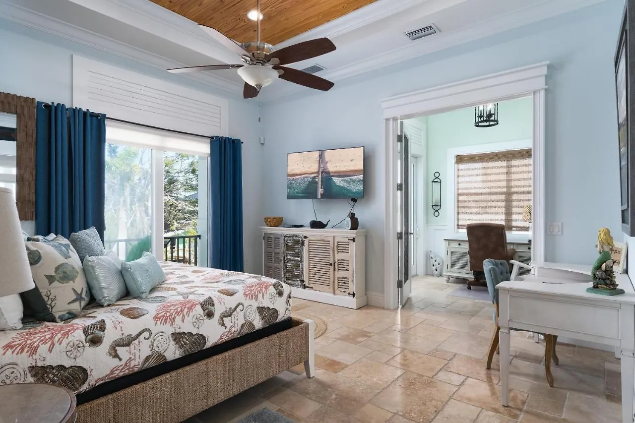 度假居 Beautiful With Private Pool On The North End Of Myers Beach! 迈尔斯堡海滩