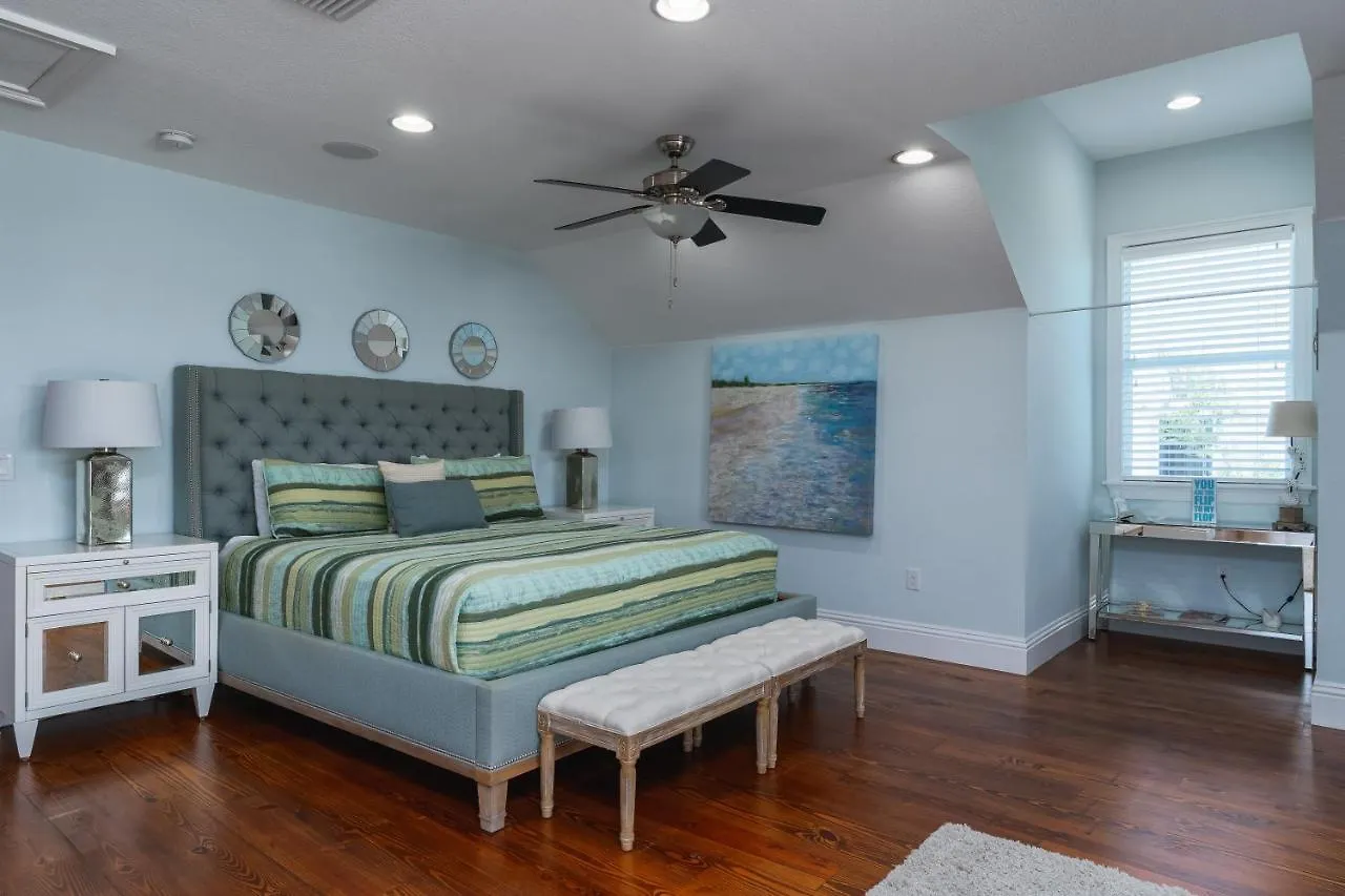 Beautiful With Private Pool On The North End Of Myers Beach! * 迈尔斯堡海滩