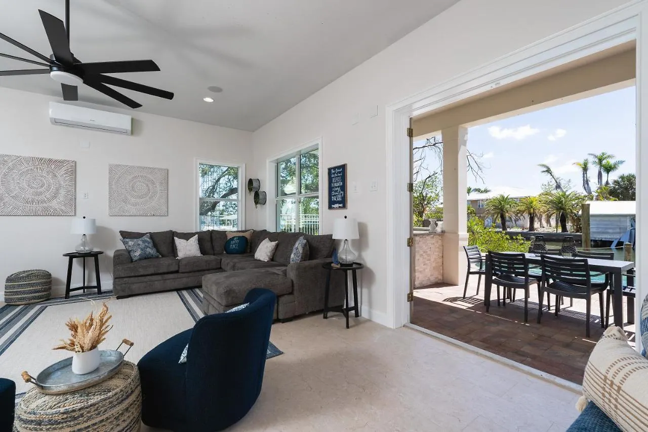 度假居 Beautiful With Private Pool On The North End Of Myers Beach! *