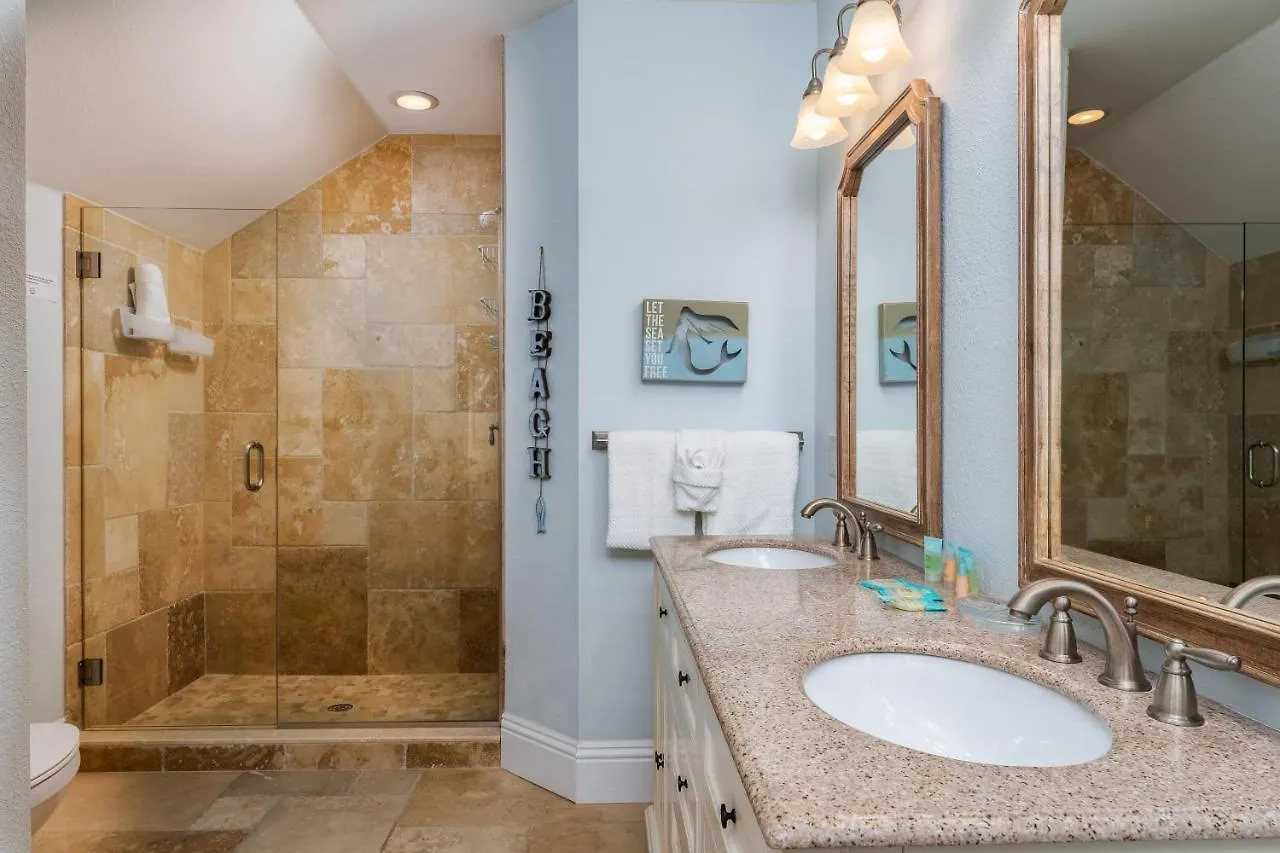Beautiful With Private Pool On The North End Of Myers Beach! 度假居