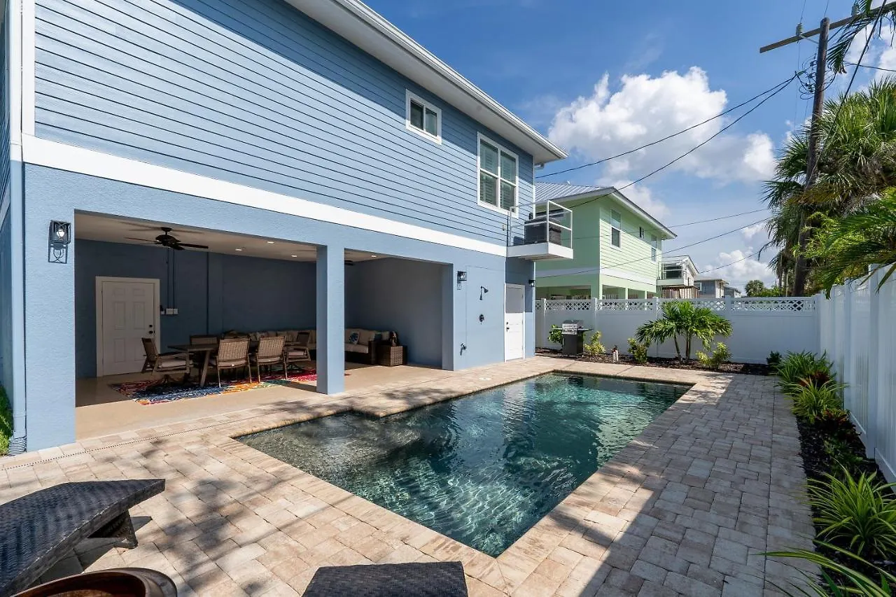 134 Pearl St Fort Myers Beach
