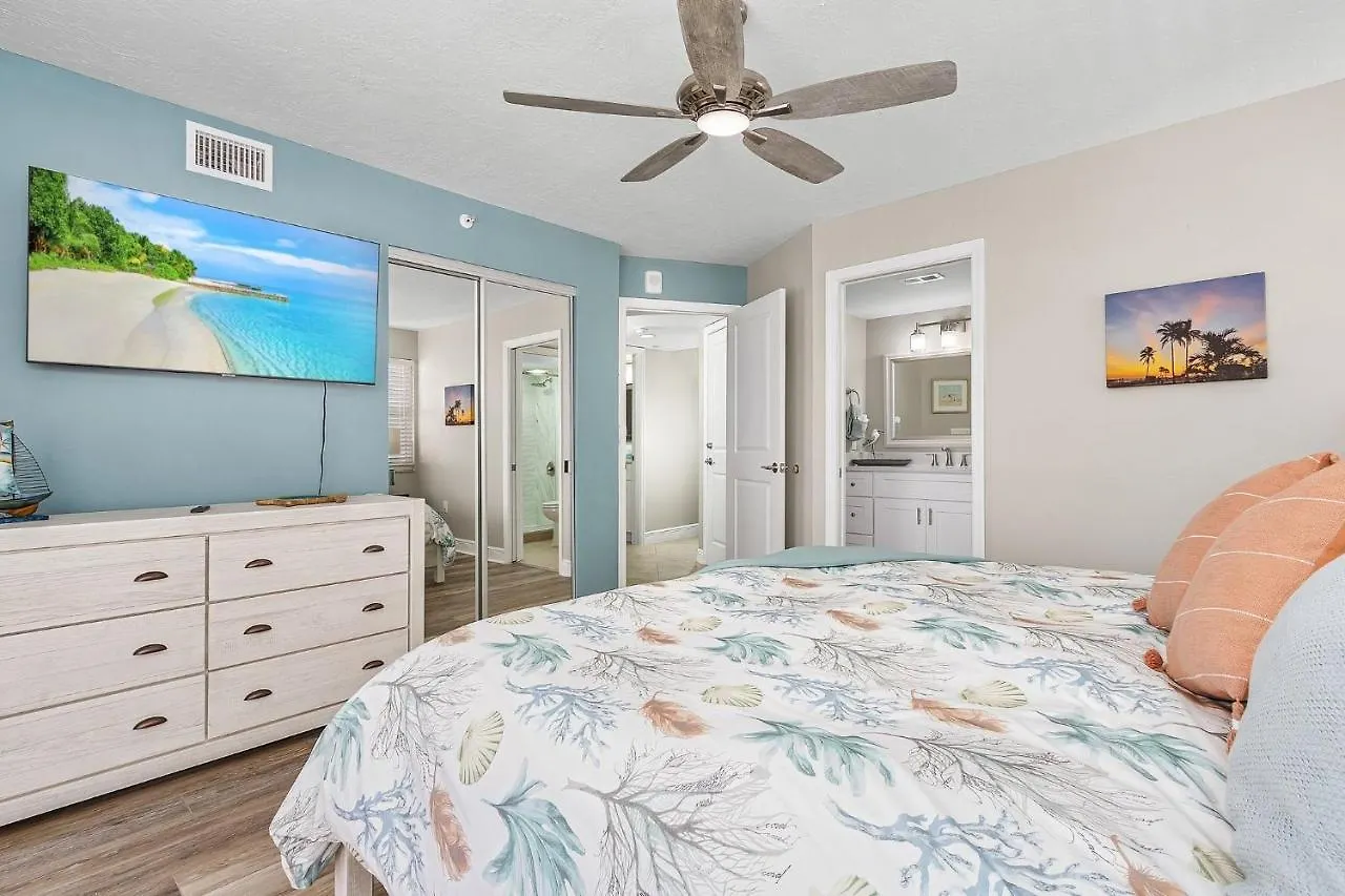 # 506-250 Estero Blvd Apts Διαμέρισμα *