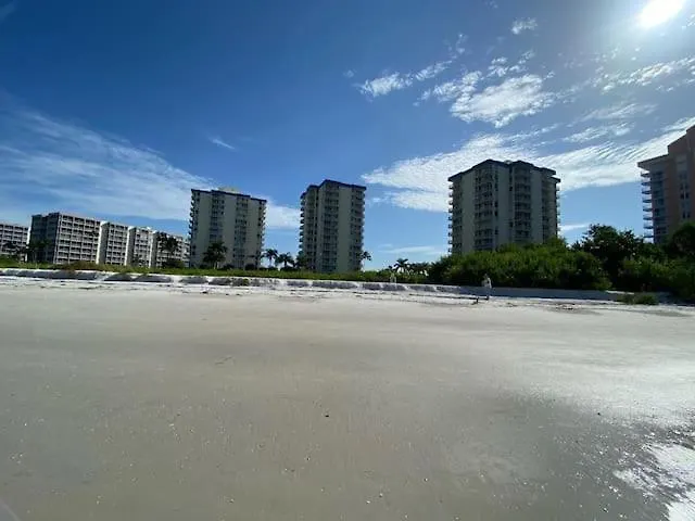 Estero & Tennis Club By Check In Vacation *