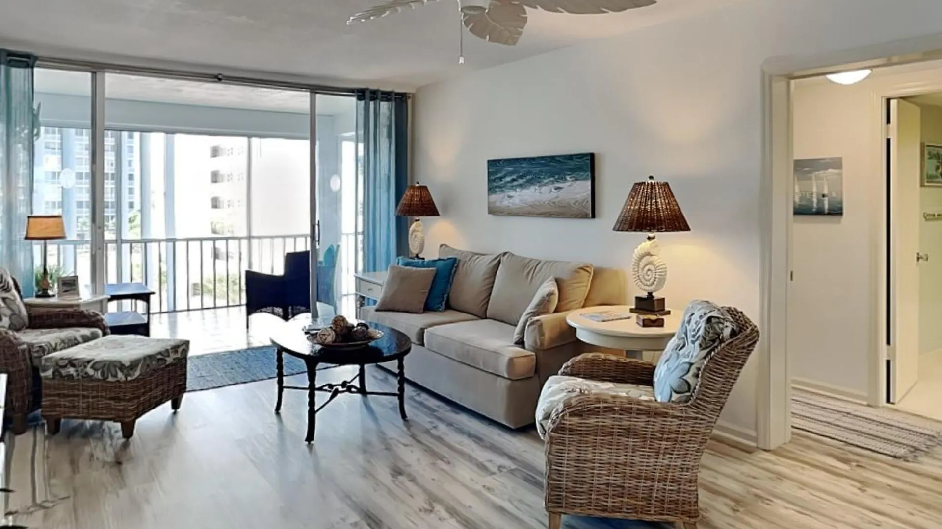 Island Reef 304 Apartment