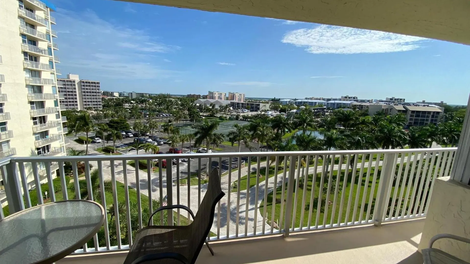 Estero & Tennis Club By Check In Vacation *