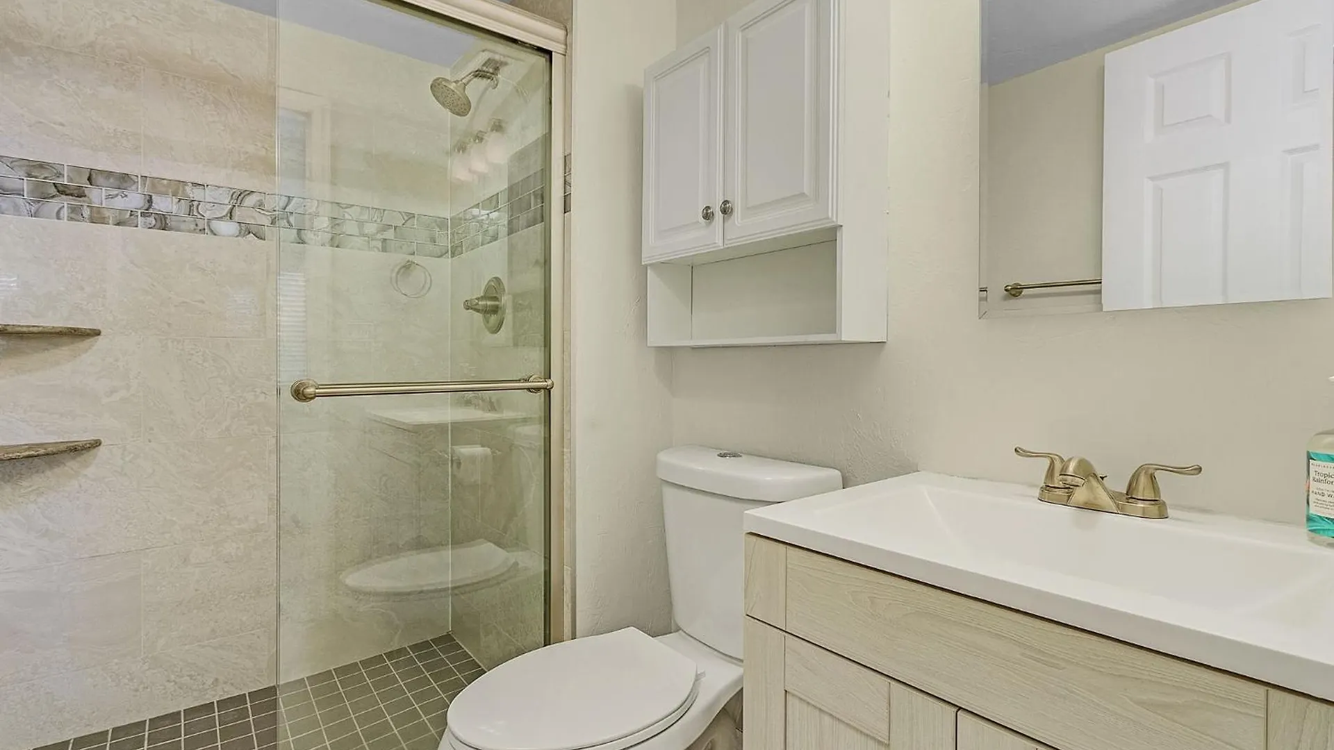 Estero Cove 523 - Beautifully Updated!!