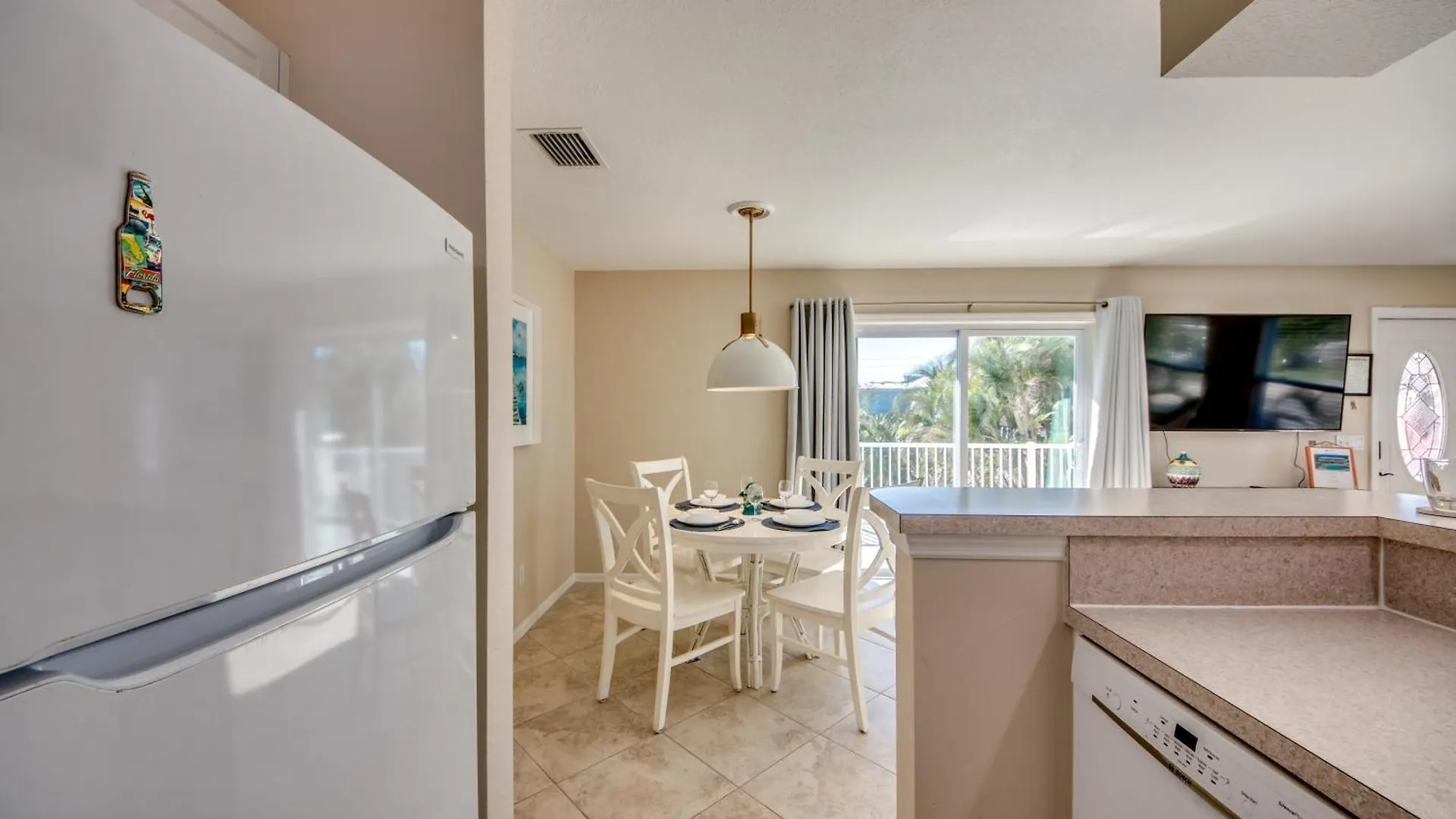 Villa Dollar 4 *