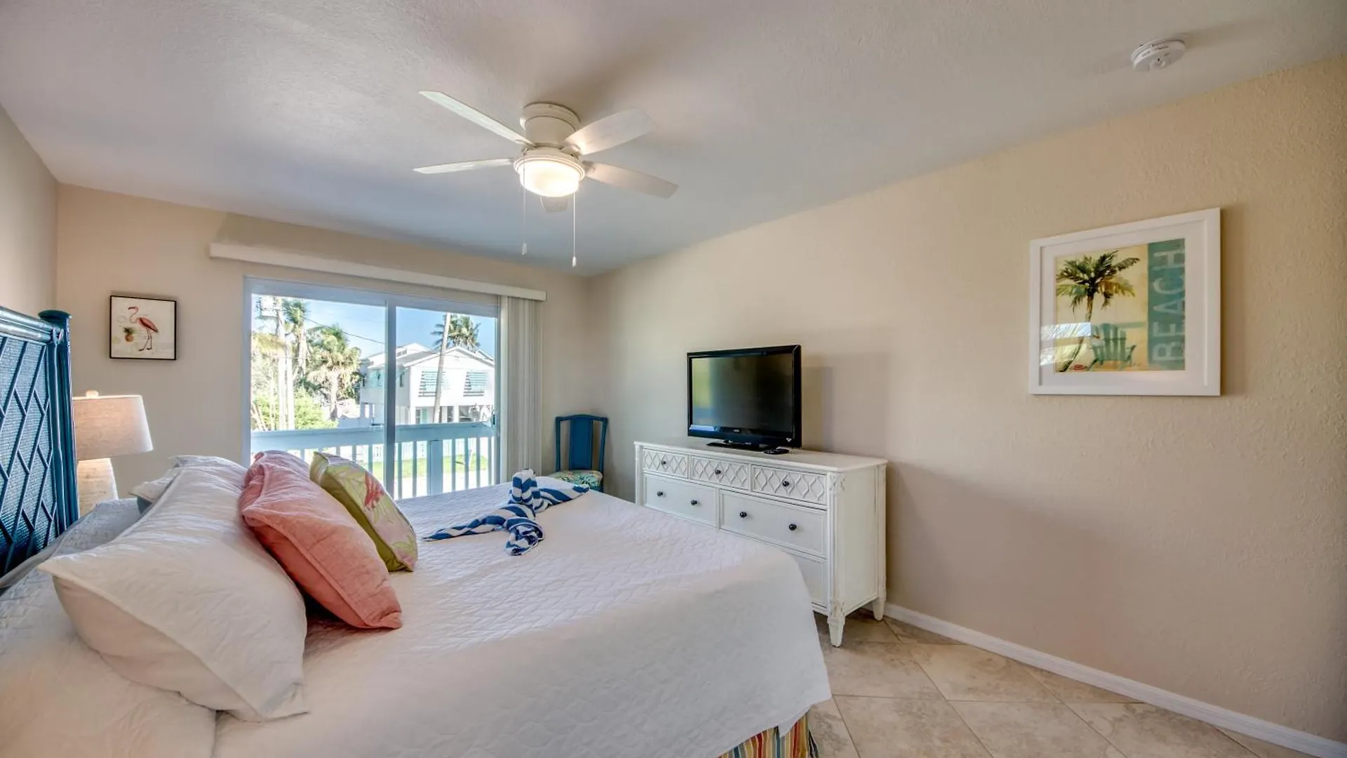 Dollar 4 * Fort Myers Beach