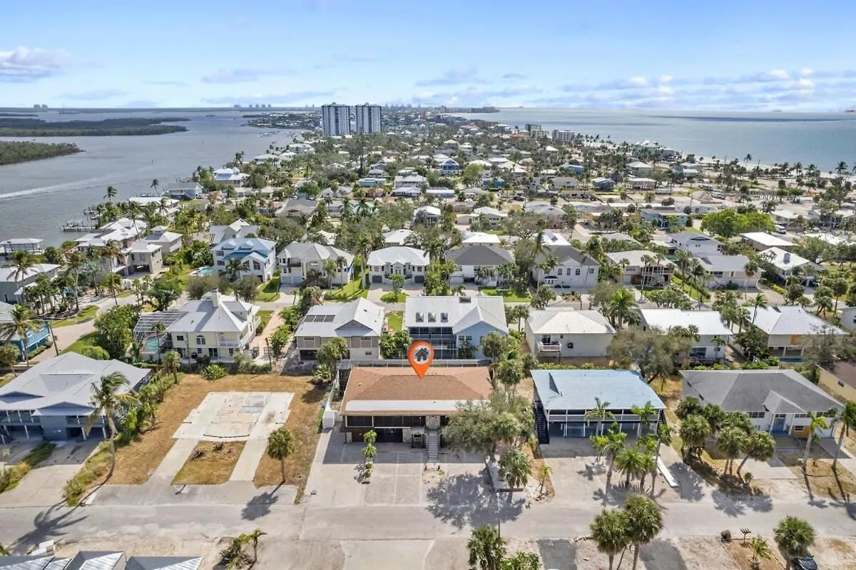Gorgeous Near With Pool And Apartamento Fort Myers Beach