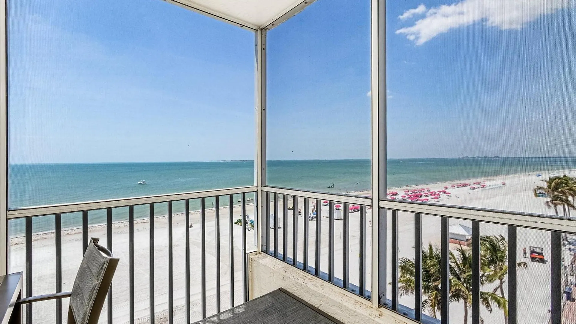 Fantastic Gulf Front On The North End Of The Island - # 504 شقة *