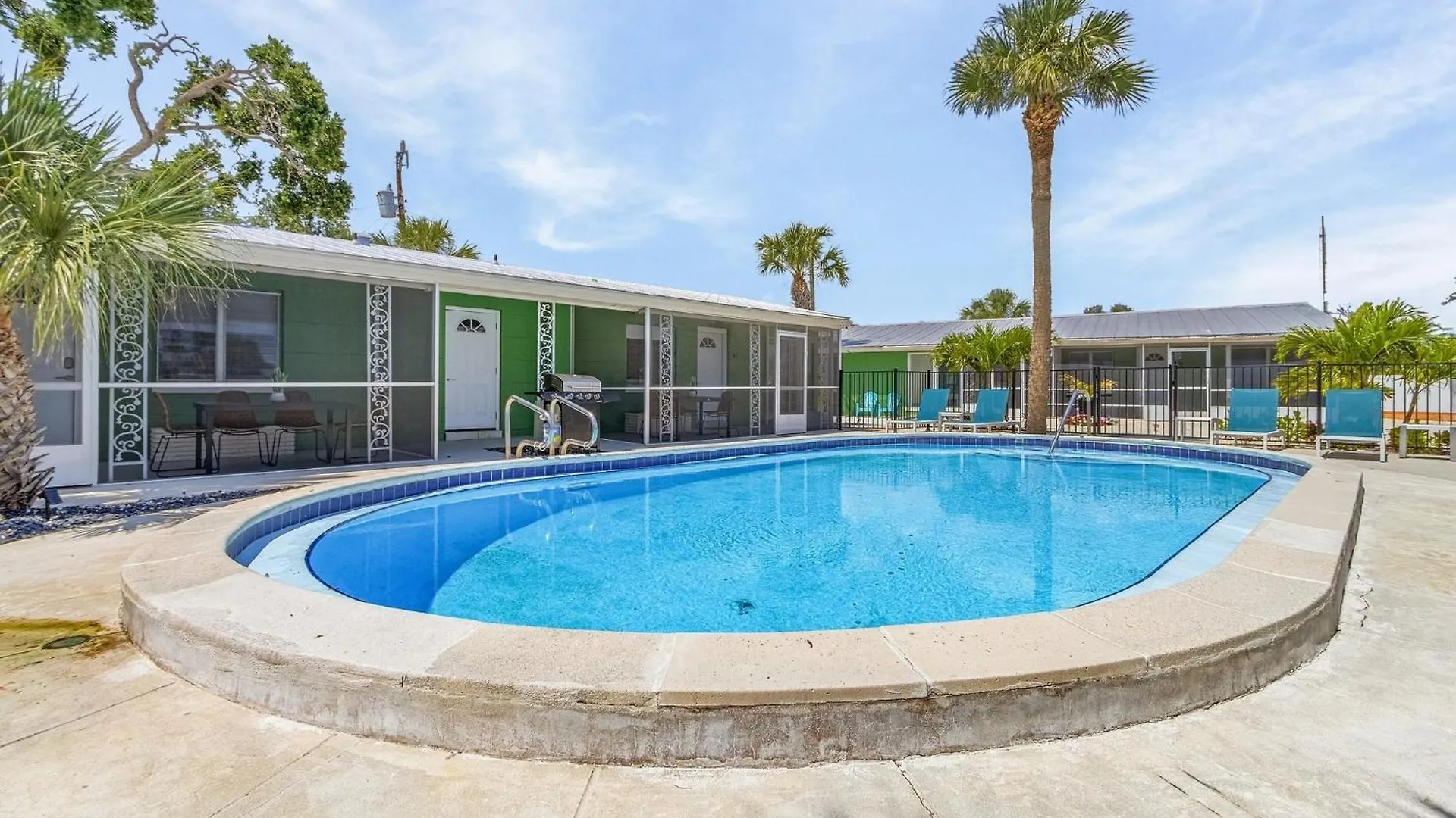 171 Washington - Dune Our Thing - Unit D - Fabulous Pool Home! Fort Myers Beach