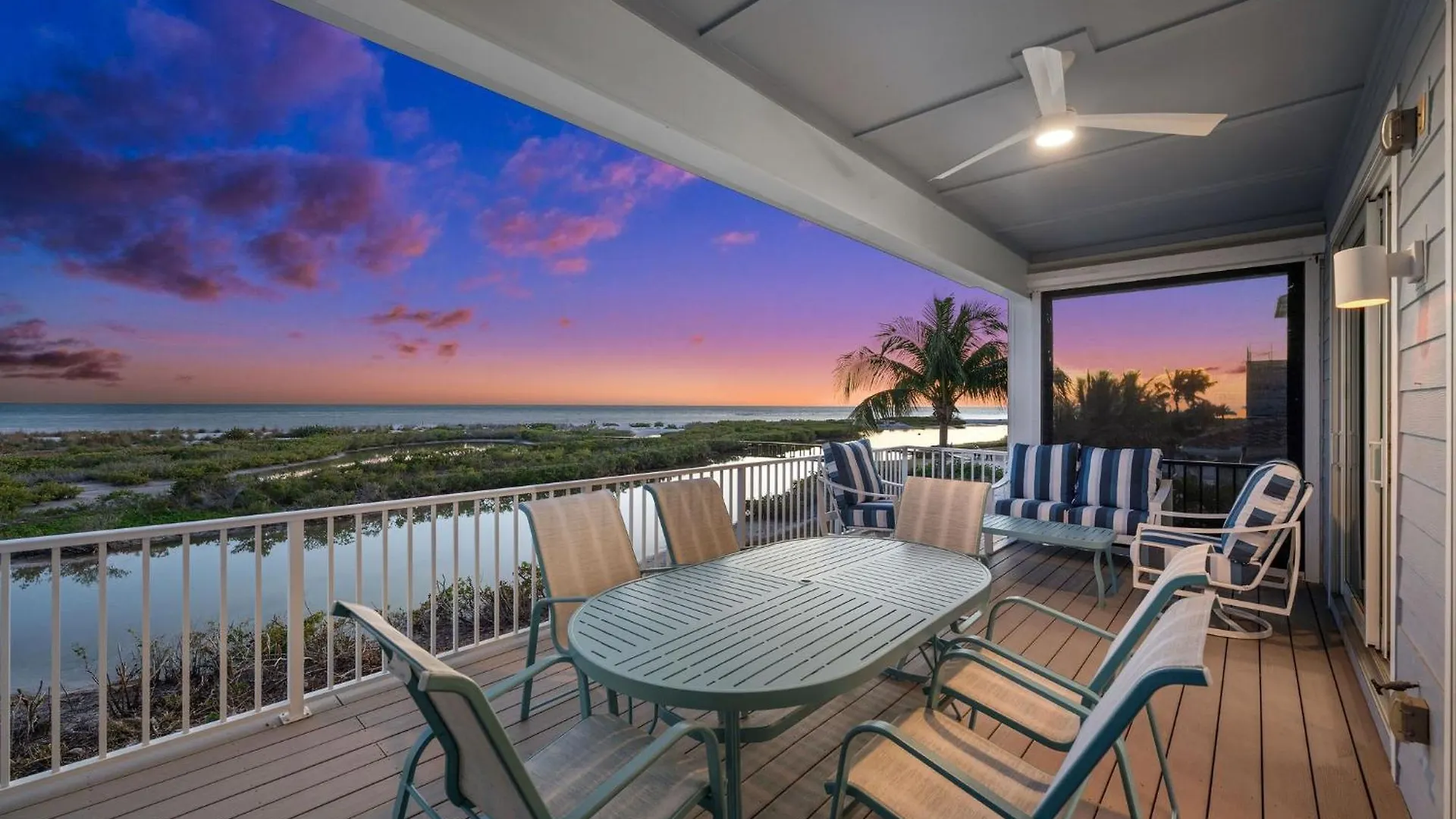 Papa's Boat House - 8214 Estero Blvd Fort Myers Beach