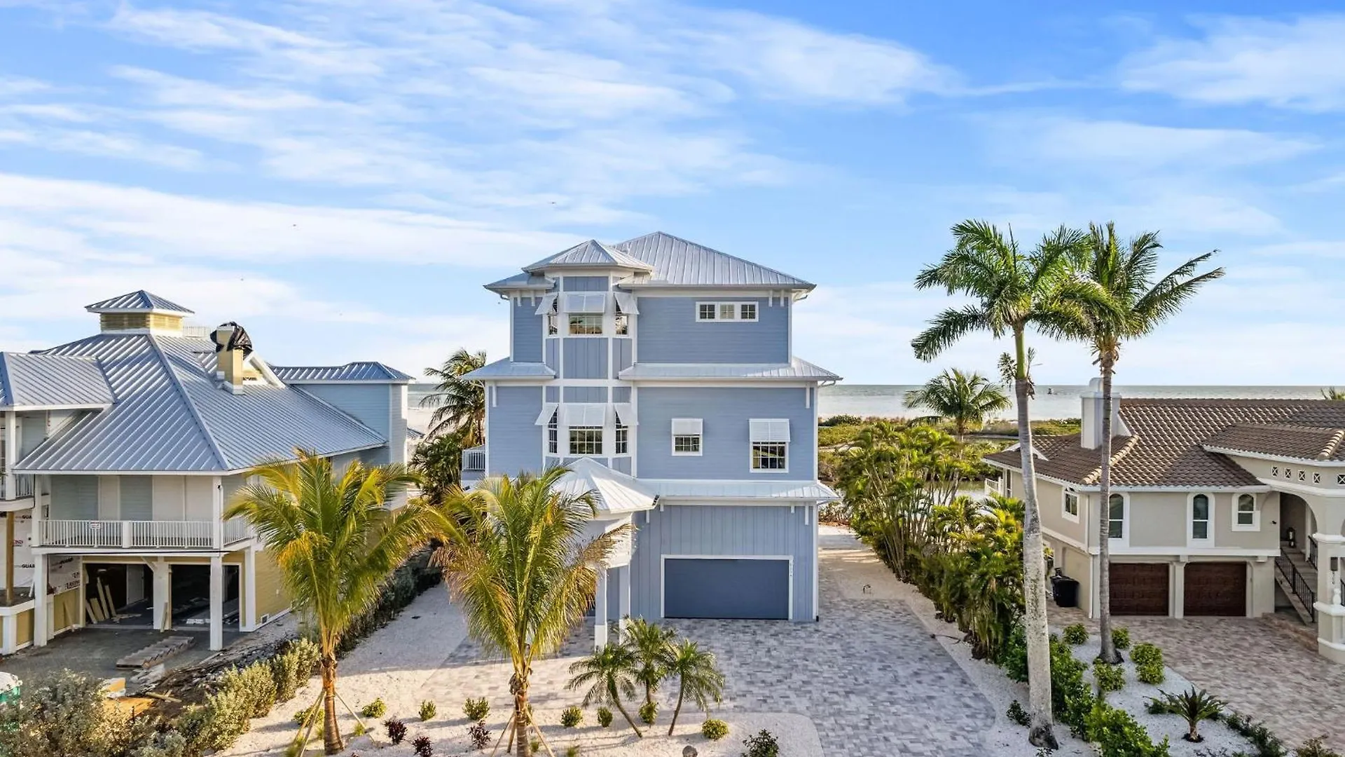 Papa's Boat House - 8214 Estero Blvd