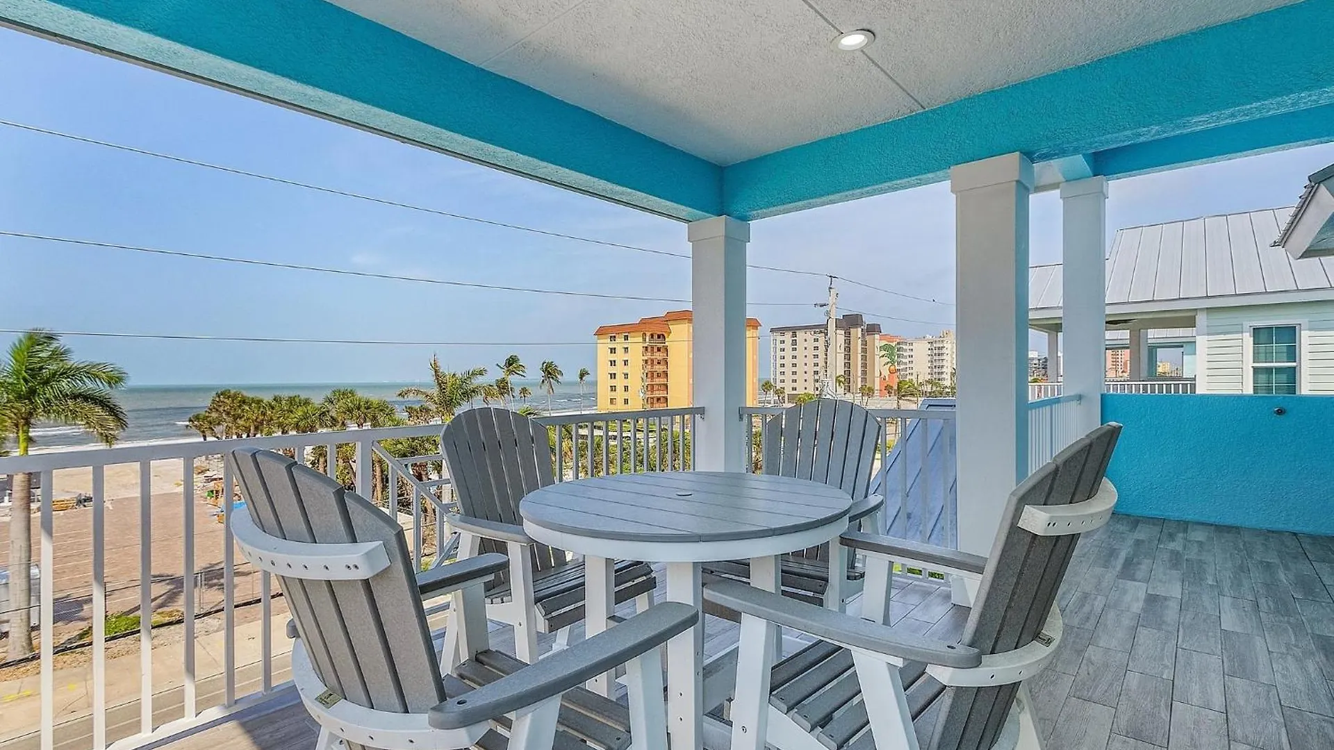 671 Estero Blvd 