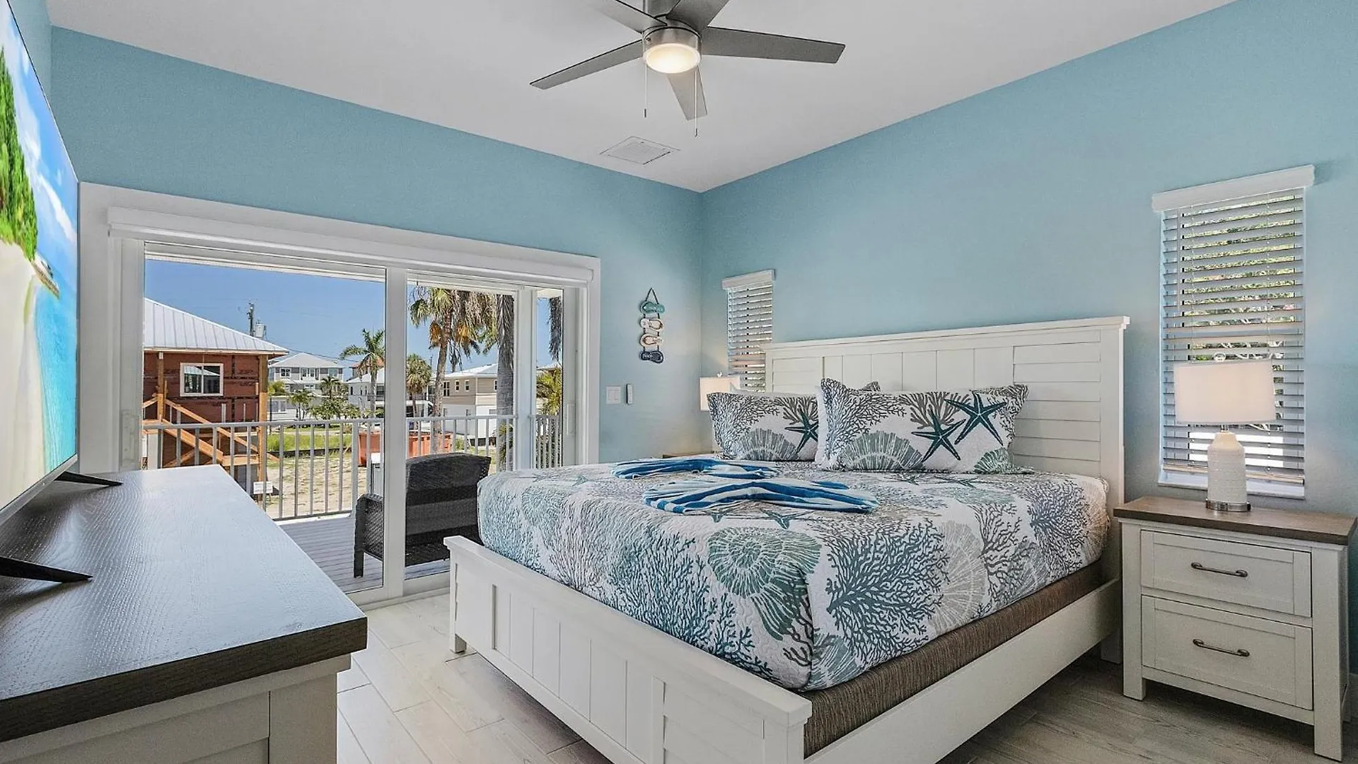 Time 146 Delmar Ave *