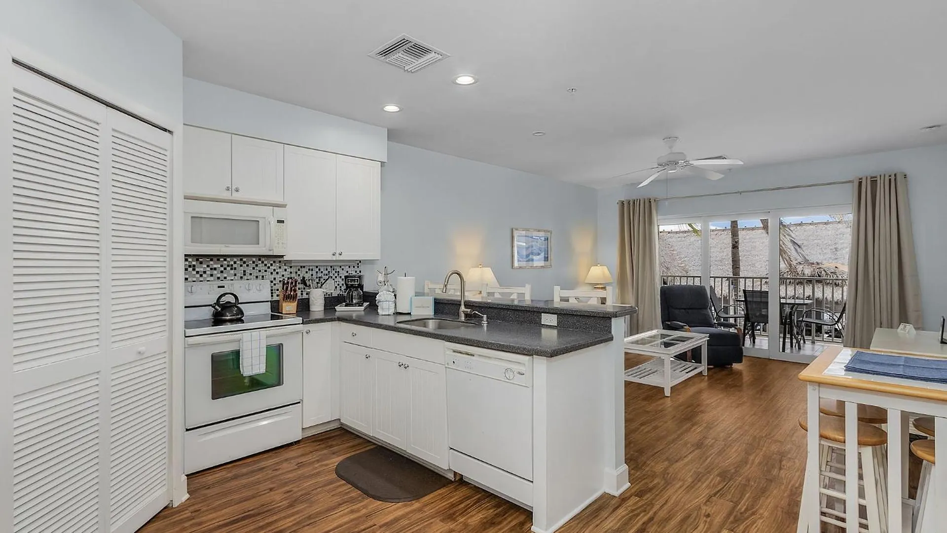 Harbour House At The Unit 205 Fort Myers Beach