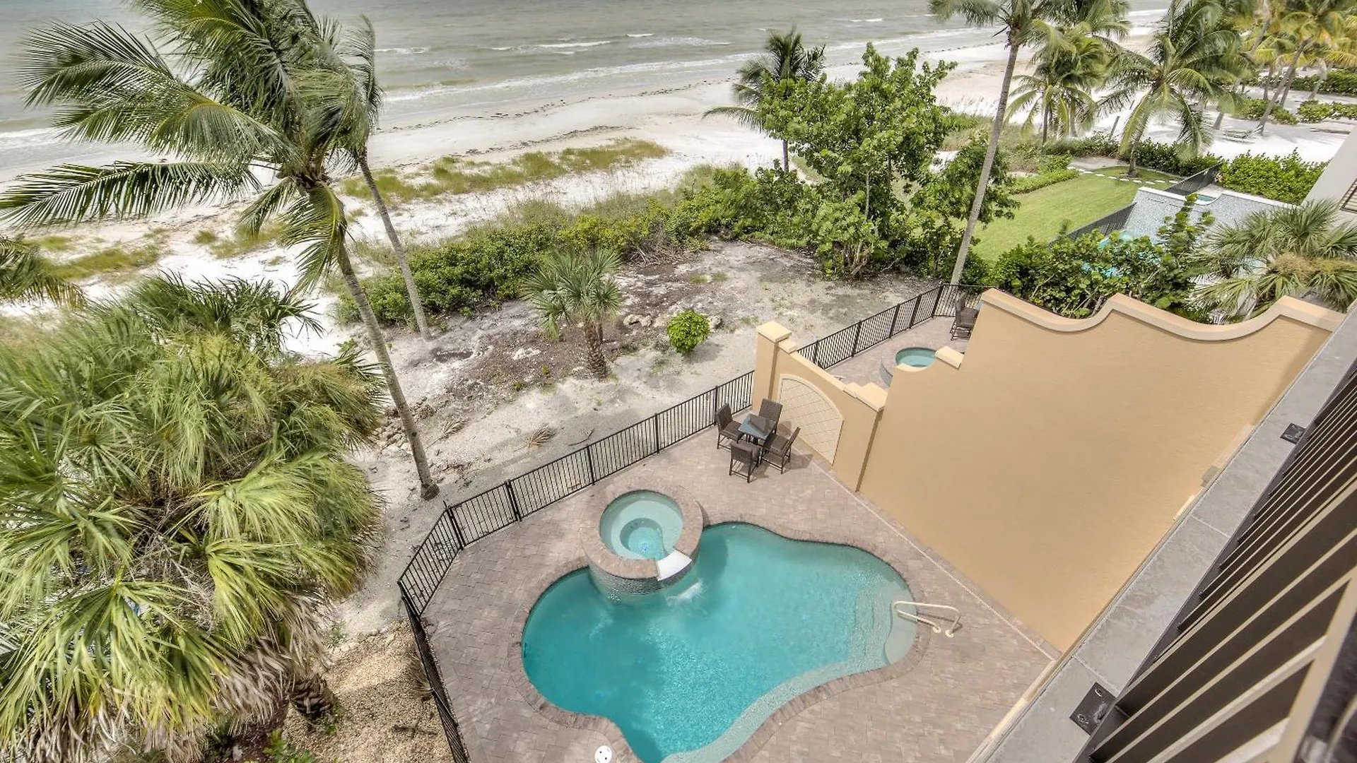 Aloha Oasis - 3554 Estero Blvd بيت للعطل *