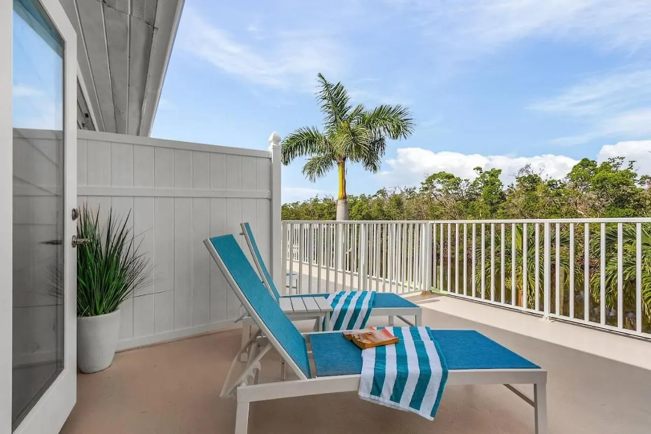 Blue Heaven Pool Duplex Perfect For 2 Families * פורט מיירס ביץ'