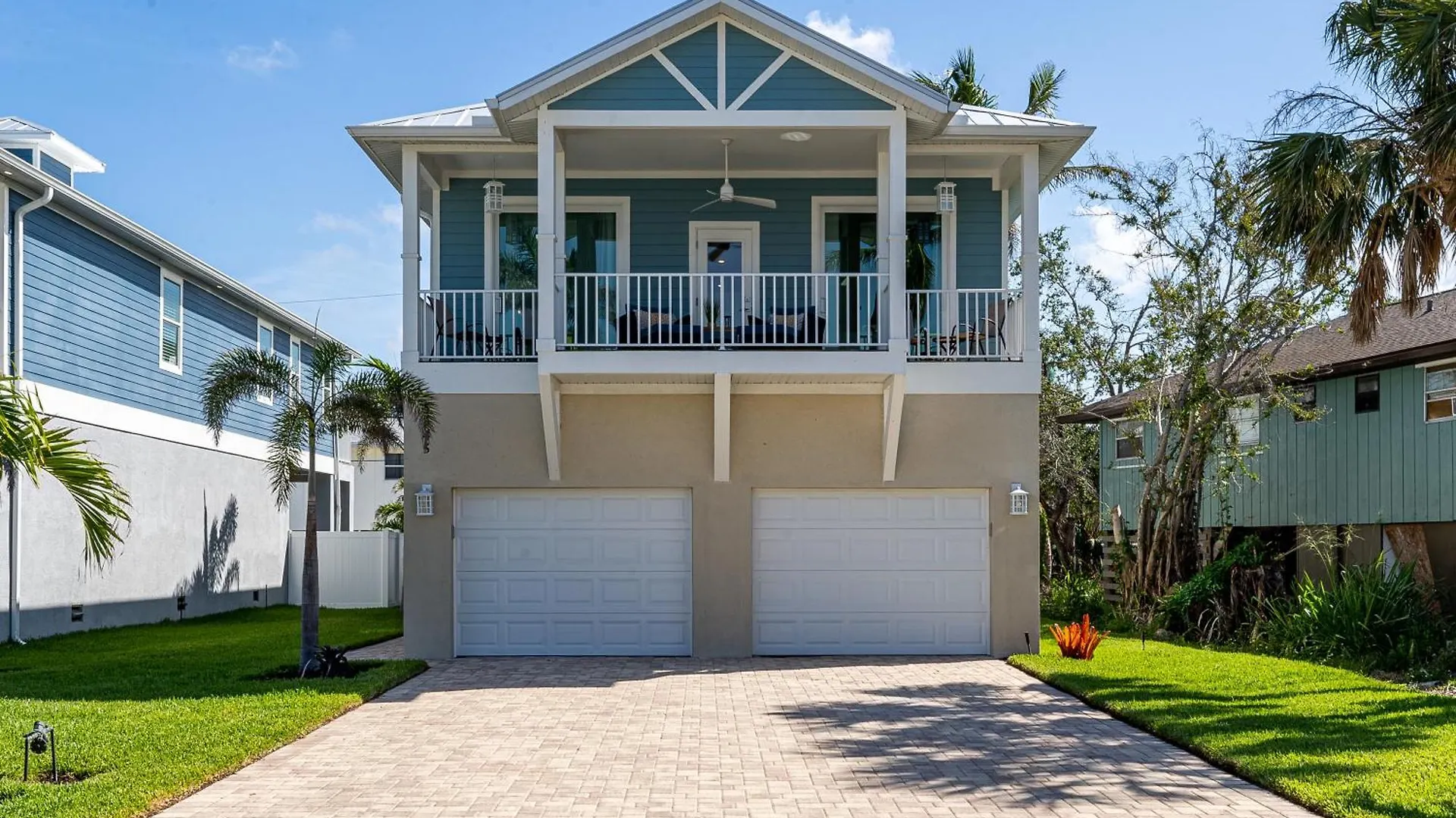 New 4br Oasis: Walk To Beach, Pool, Pet-friendly! بيت للعطل