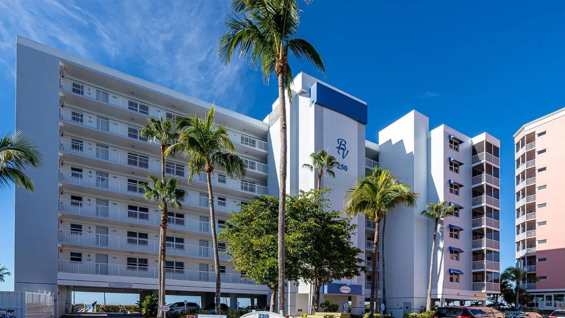 Gulf-view W/ Pool, Access & Bbq Area * Fort Myers Beach