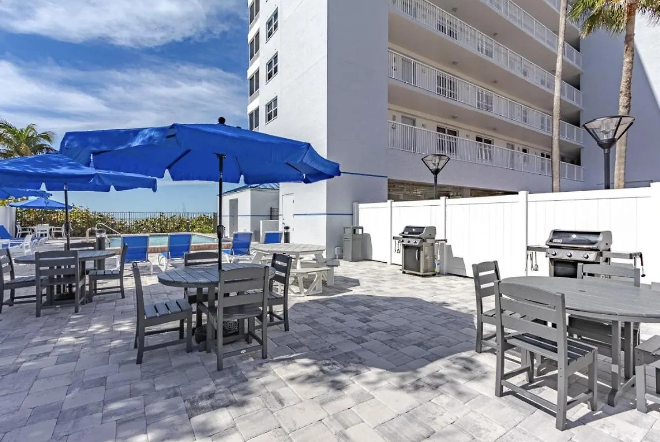 بيت للعطل Newly Remodeled Gulf-view W/ Pool & Lanai *