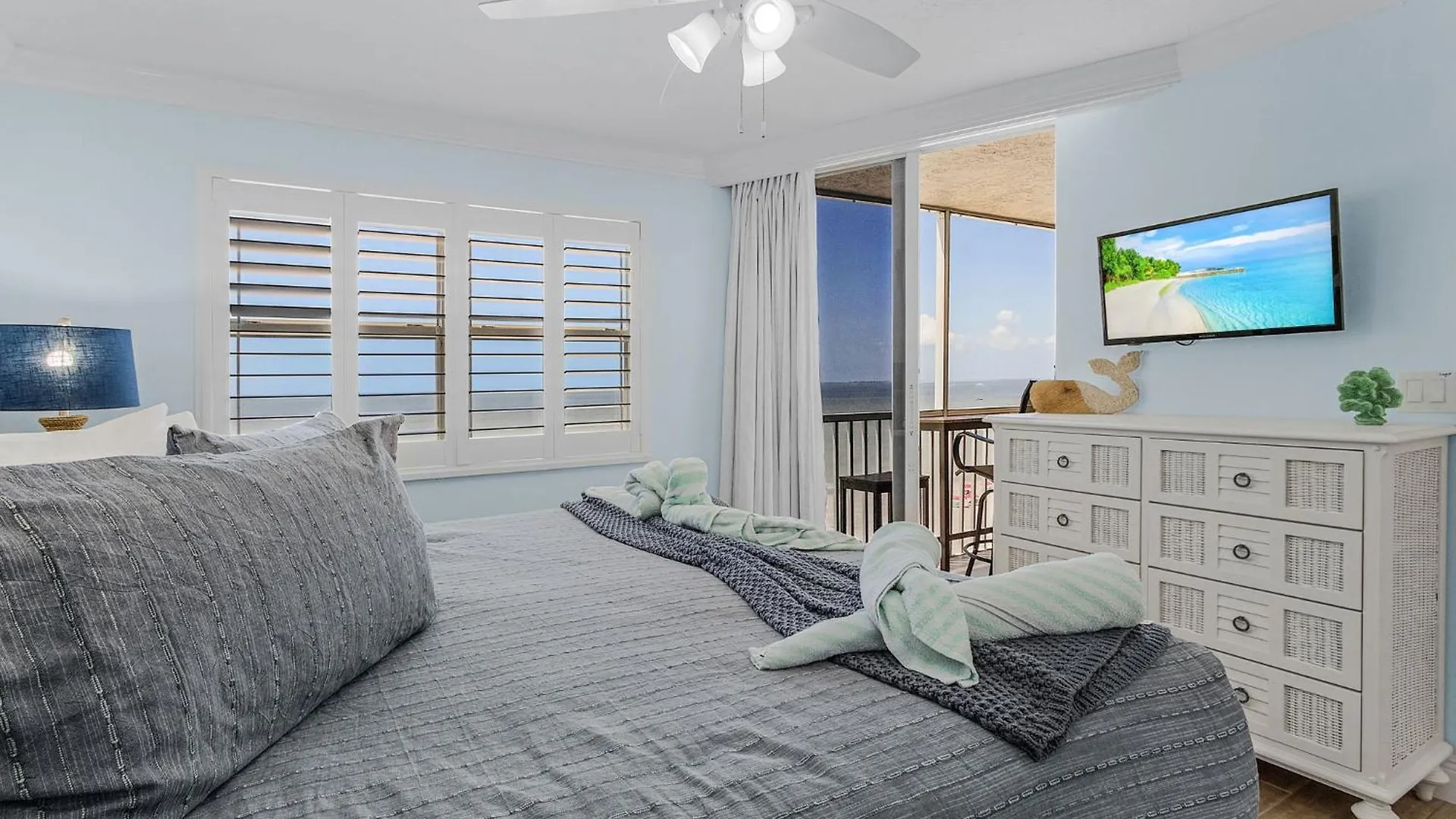 Newly Remodeled Gulf-view W/ Pool & Lanai بيت للعطل *